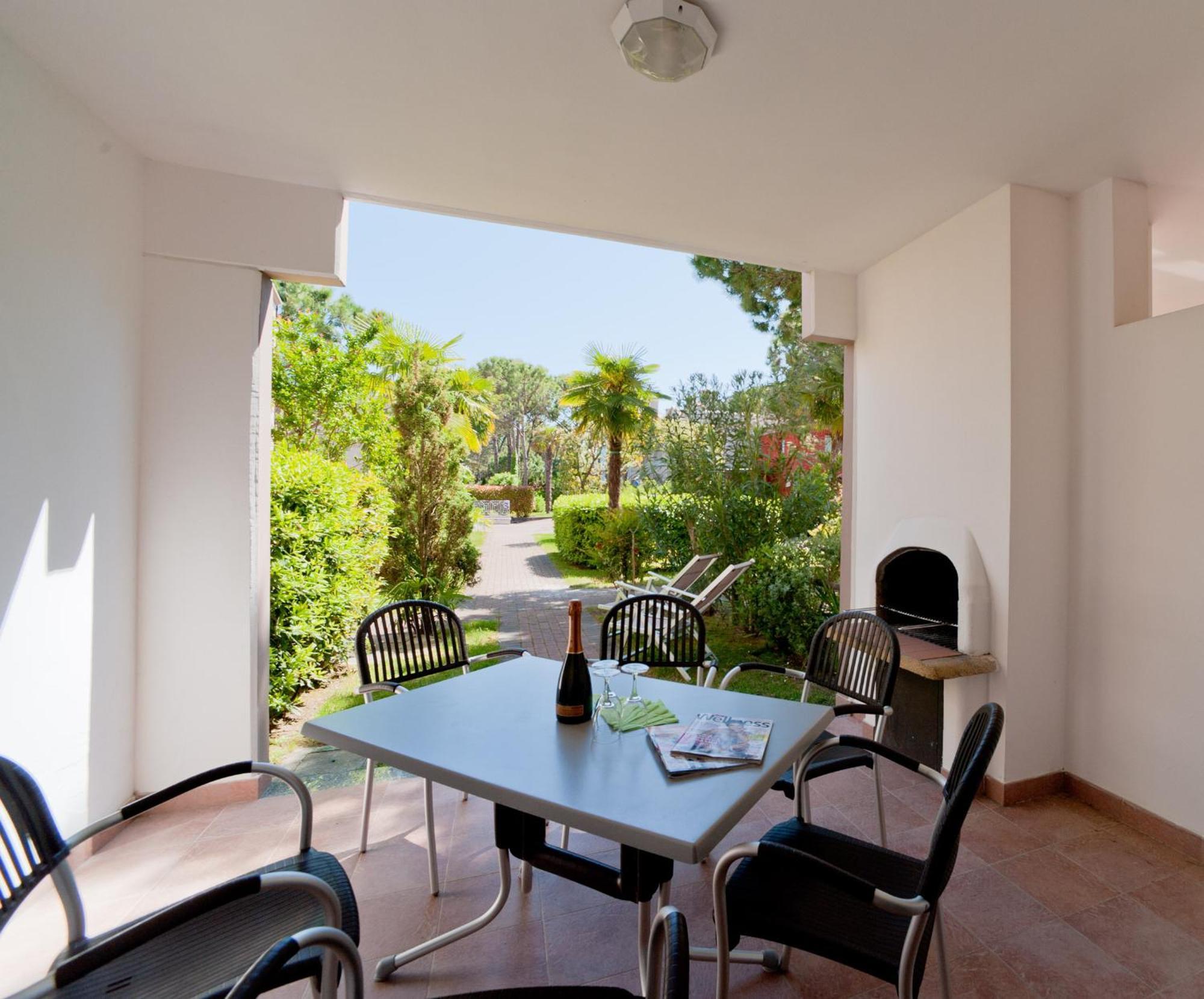 Villaggio Mare Blu Бибионе Экстерьер фото